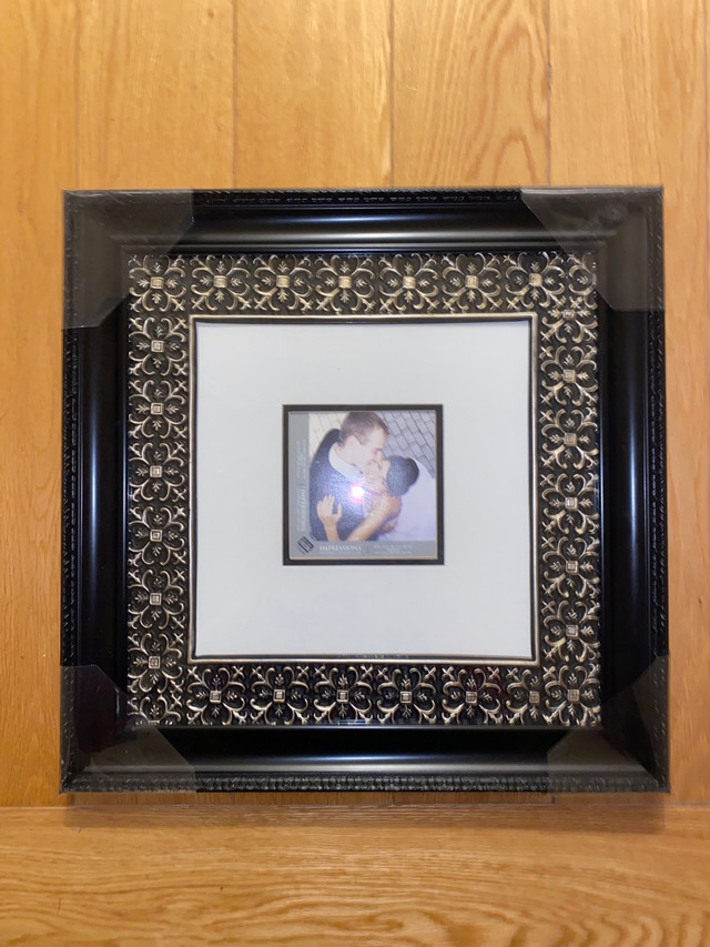 NEW! Studio Decor Large Picture Frame in Home Décor & Accents in Saint John
