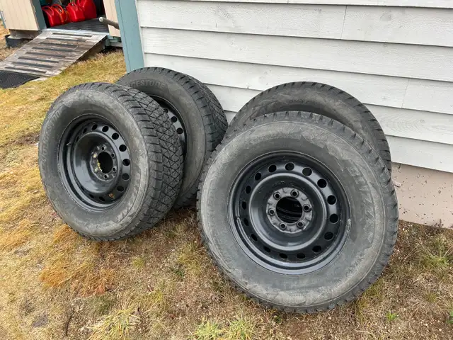4 Steel rims for Toyota Tacoma, with tires mounted in Tires & Rims in Yarmouth - Image 2