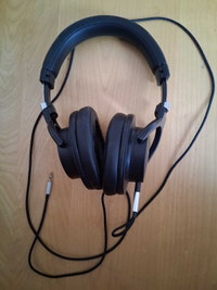 Takstar pro 82 headphones