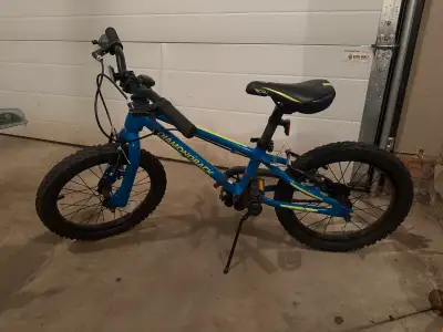 Selling brand new kids Diamondback bike, purchased last year, adjustable seat and handle bars.