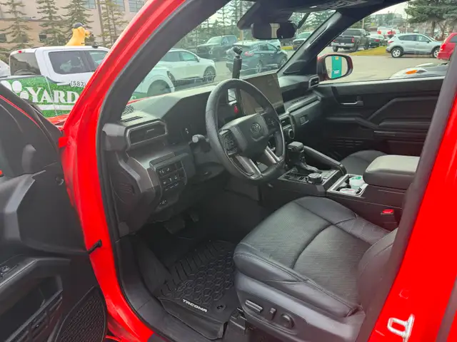 2024 Toyota Tacoma TRD Off-Road Premium 4x4 - Roof Rack + Tonnea