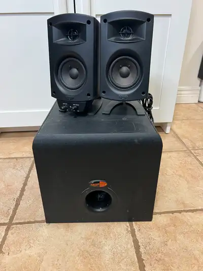 The Klipsch ProMedia 2.1 THX Certified Speaker System pairs the legendary sound of Klipsch audio wit...