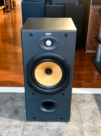 Single, High Quality B&W Bookshelf Speaker DM602 S2