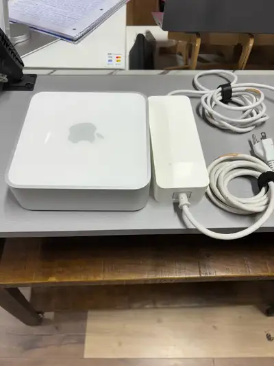 Apple Mac Mini computer model A1283 (2009), View more