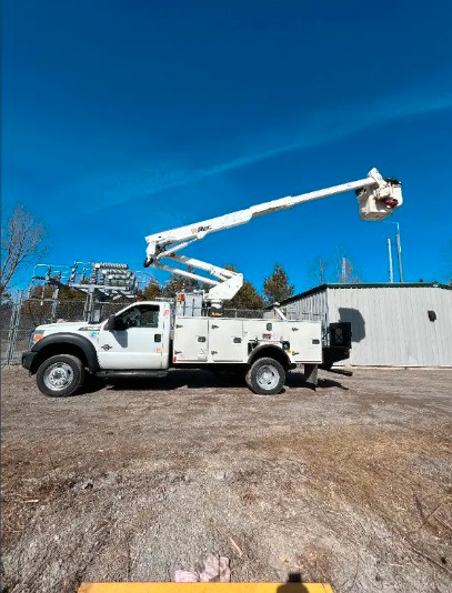 2015 Ford F550 Altec AT37G Bucket Utility Vehicle in Other in Fredericton - Image 2