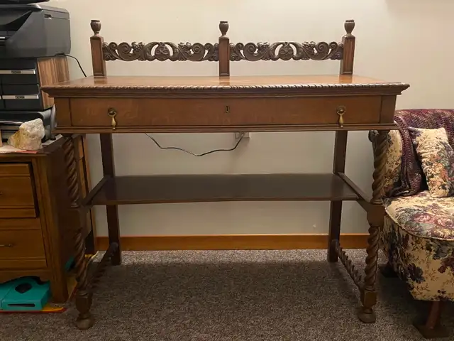 Unique Antique Hutch in Hutches & Display Cabinets in Stratford - Image 3