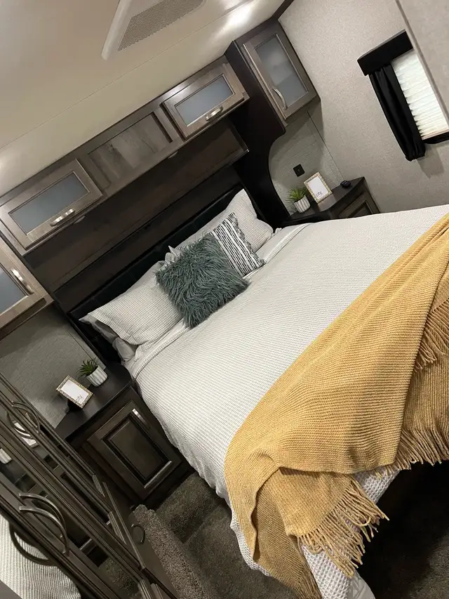 2018 voltage toy hauler M3805 in Travel Trailers & Campers in Fort St. John - Image 3