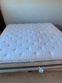 Serta King mattress