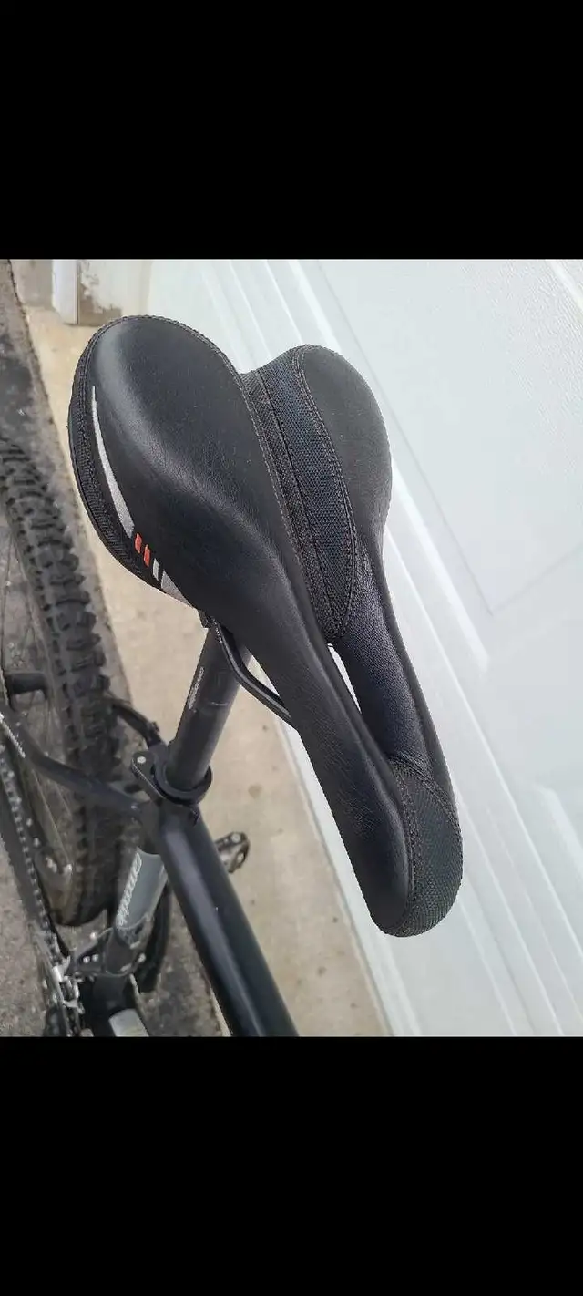 Cannondale F800 hard-tail with Lefty front  shock in Mountain in London - Image 8