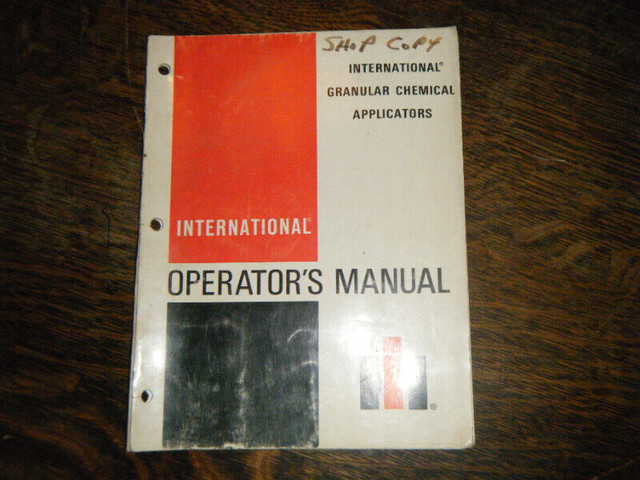 International Granular Chemical Applicators Operators Manual in Other in Oakville / Halton Region