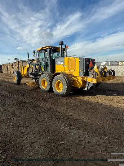 LOW HOURS - EX County Grader, View more