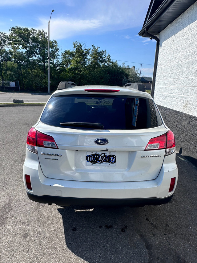 subaru outback 2011 in Cars & Trucks in Mississauga / Peel Region - Image 3