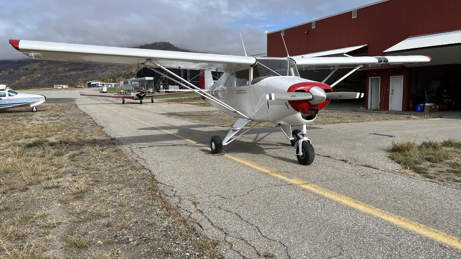 1954 Piper PA-22-135 Tri-Pacer, photo 2