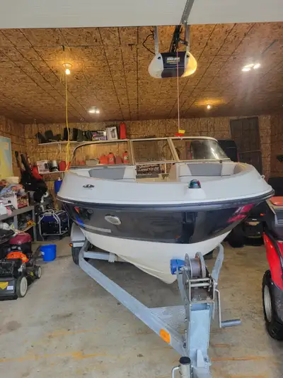 18.5 Bayliner boat, View more