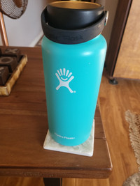 Hydroflask 32oz water bottle