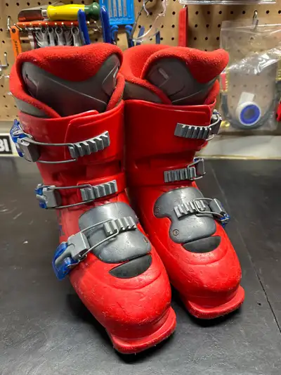 Solomon Ski Boots - 23.0, View more