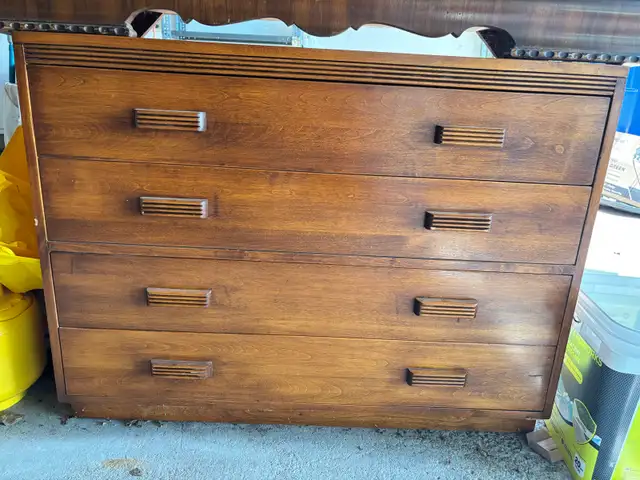 Wooden Dresser in Dressers & Wardrobes in Markham / York Region - Image 2