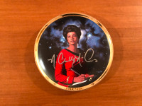 Collectible Plate Signed by Nichelle Nichols, Star Trek's Ulhura