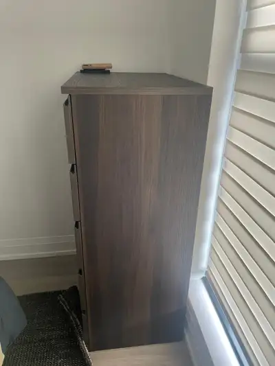 Modern 5-Drawer Dresser – Dark Wood – Excellent Condition, View more