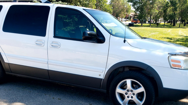 2006 Pontiac Montana Van in Cars & Trucks in Regina