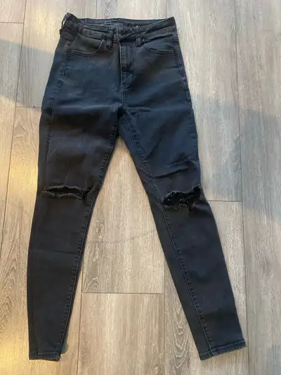 American eagle jeans next level stretch size 4 I’m great condition- like new Please message if inter...
