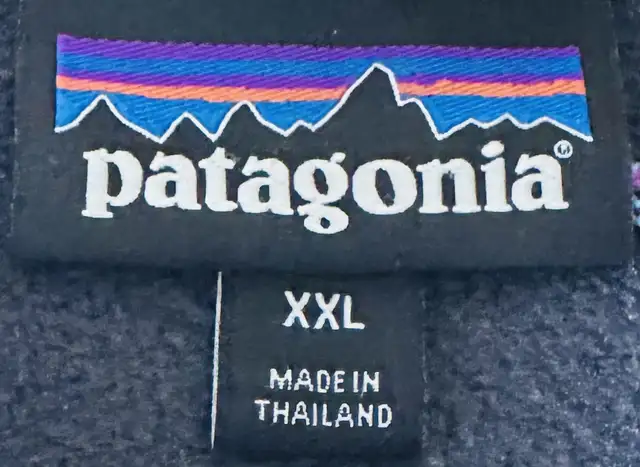 Patagonia Microdini Half Zip Fleece Sweater - 2XL in Men's in Calgary - Image 3