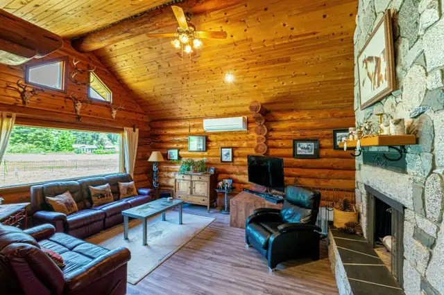 3828 Squilax-Anglemont Rd, Scotch Creek, BC62864752202369121