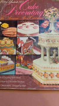Cake decorating books