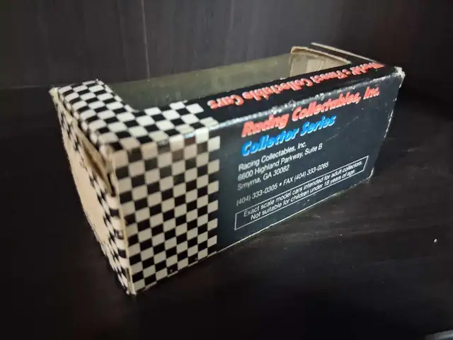 Racing collectables #7 Kyle Petty 7 Eleven, Scale 1:64 in Arts & Collectibles in Oshawa / Durham Region - Image 3