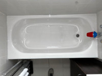 Odorless bathtub refinishing