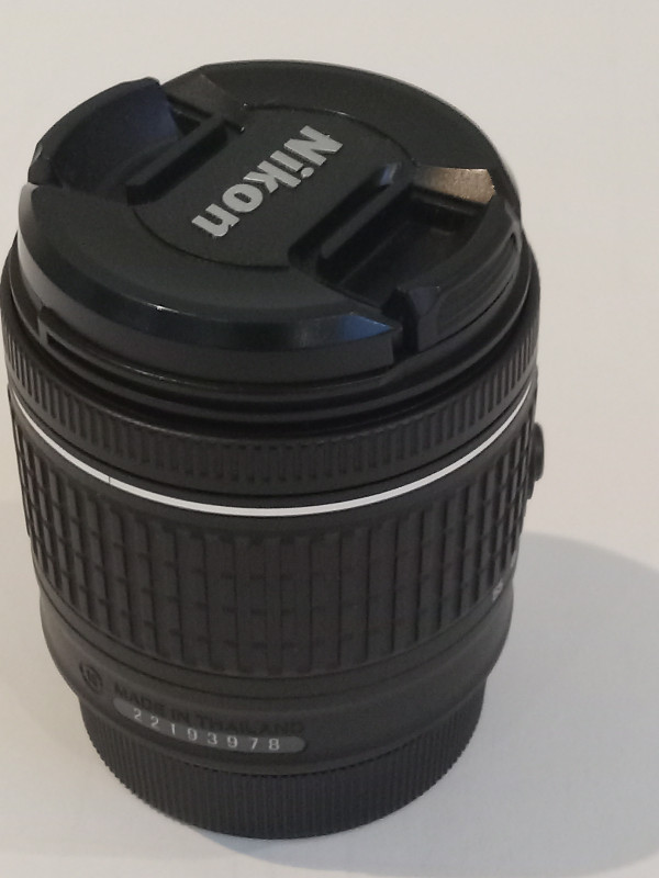 Nikon Camera Lens in Cameras & Camcorders in Markham / York Region