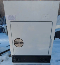 GE 24" ELECTRIC DRYER, *&gt;