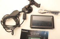 Garmin Nuvi 255W 4.3" Screen GPS Unit Bundle w Car Charger