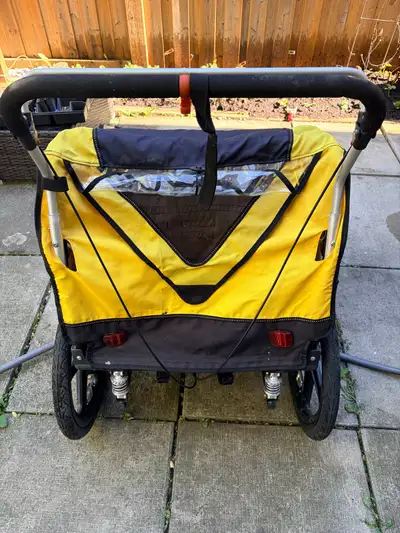Kids bike trailer, View more