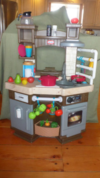 Little Tikes Cook 'n Learn Smart Kitchen for Kids