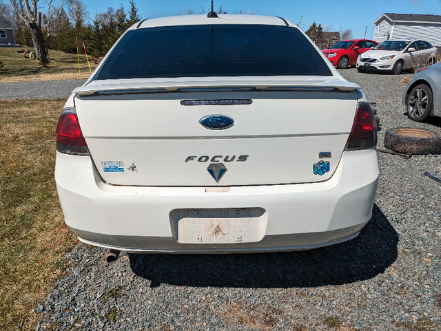 2010 Ford Focus in Cars & Trucks in Charlottetown - Image 4