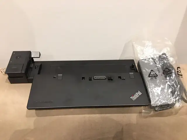 Lenovo ThinkPad T450s w/ ThinkPad Ultra Dock in Laptops in City of Toronto - Image 6