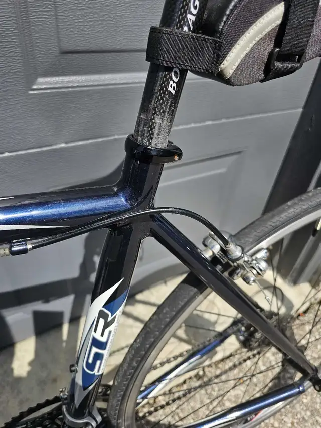 Trek 1500 SLR road bike  in Road in City of Toronto - Image 10