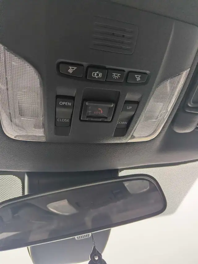 2021 Corolla SE upgrade in Cars & Trucks in Winnipeg - Image 10