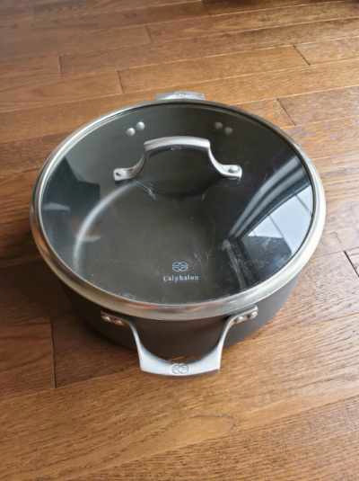 Calphalon Unison Sear Collection-Large Stock pot in Kitchen & Dining Wares in Markham / York Region