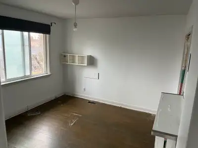 Room for Rent in Cozy Richmond Hill Home – Available Immediat