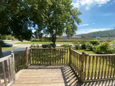 Room for rent in Stoney Creek