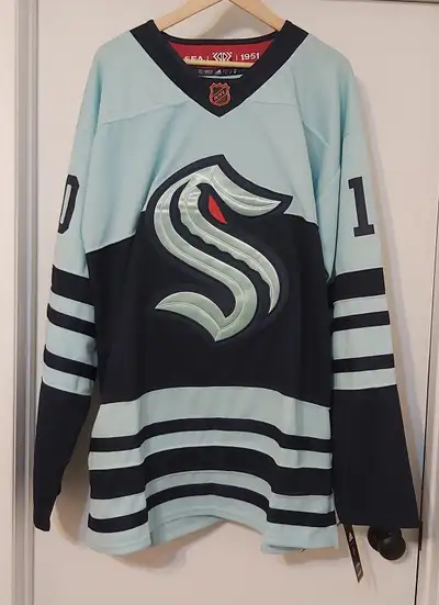 Seattle Kraken Matty Beniers Size 2XL $70 Firm, View more