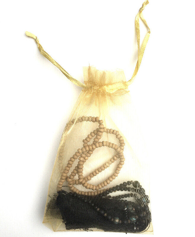 Hand-Made Beaded Necklace from Miami Jewelry Maker - Never Worn in Jewellery & Watches in Kitchener / Waterloo - Image 4