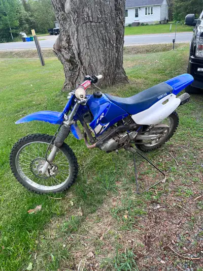 Selling my daughters ttr125. She can’t ride anymore. Needs rear brake adjusted. Runs mint. 1500 obo