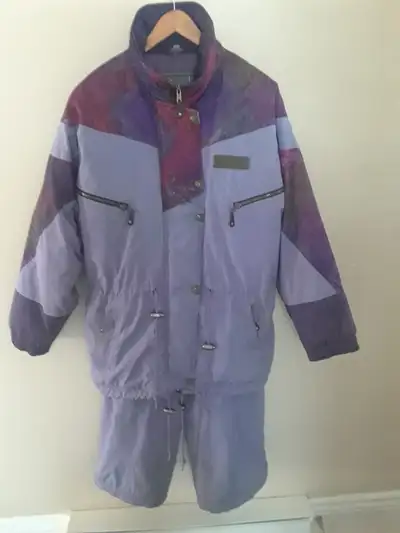 Manteau et pantalon sport pour femme, View more