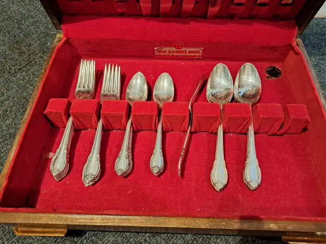 Silverware Set Remembrance65054408997635121