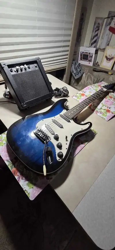 Guitare et amplificateur , View more