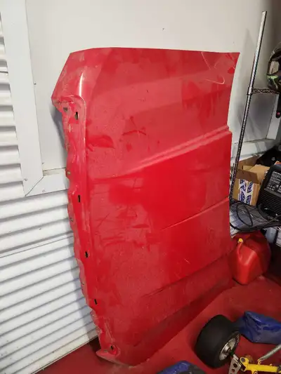 Selling my cowl hood I bought a couple years ago, I never put it on the truck, has some rust , prett...