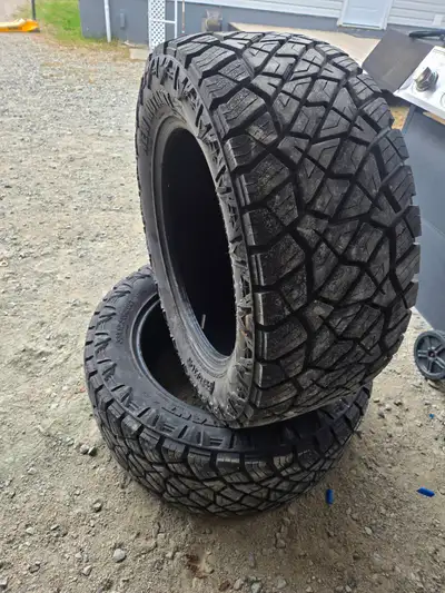 Good used 33x12.50r20 tires for sale $400 for both.